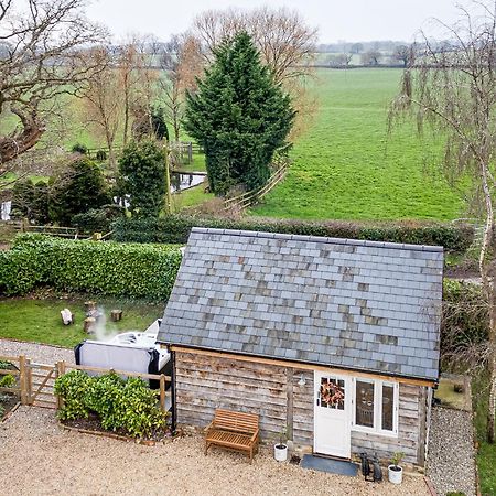 Oak Tree Hideaway Βίλα Whitchurch  Εξωτερικό φωτογραφία