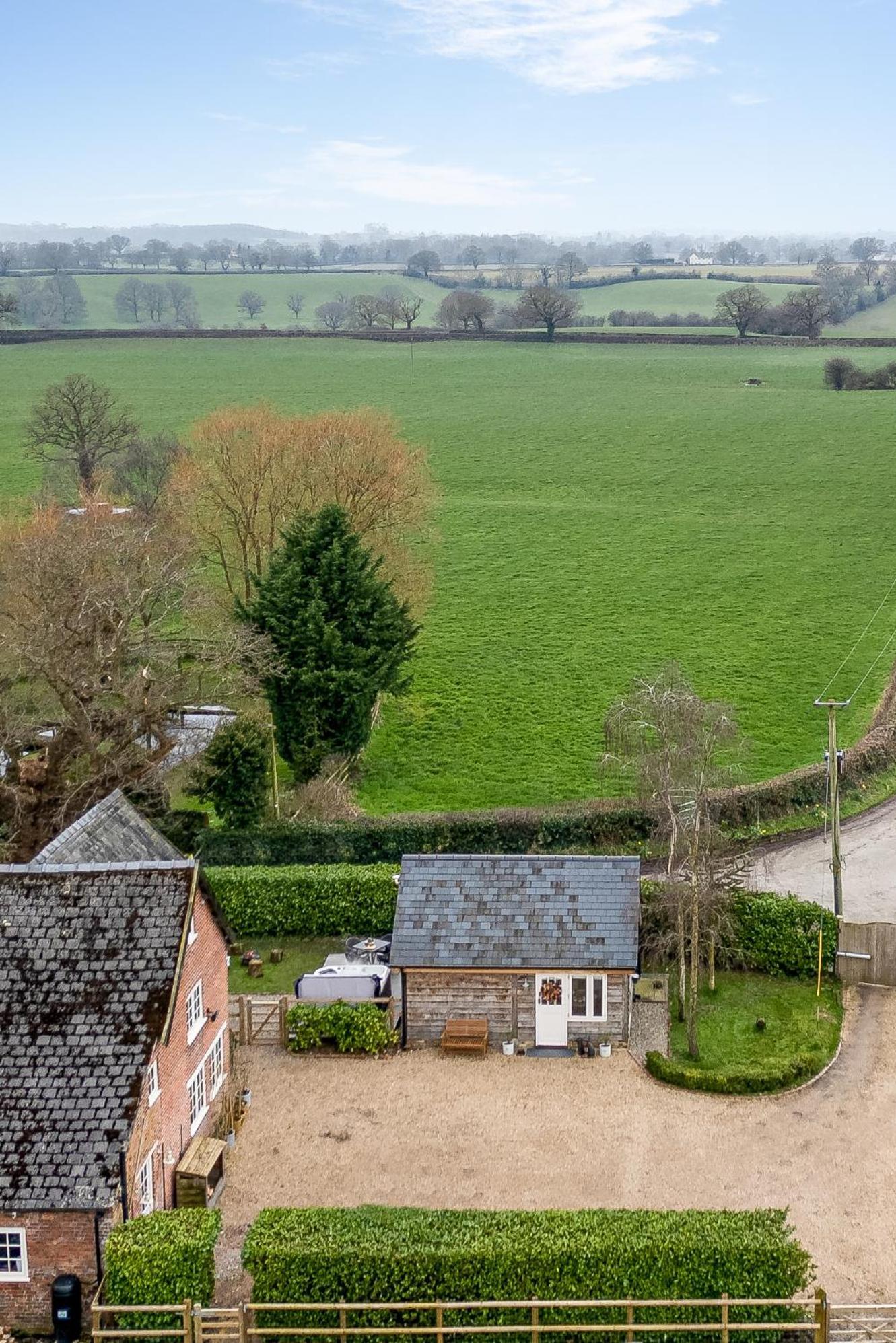 Oak Tree Hideaway Βίλα Whitchurch  Εξωτερικό φωτογραφία